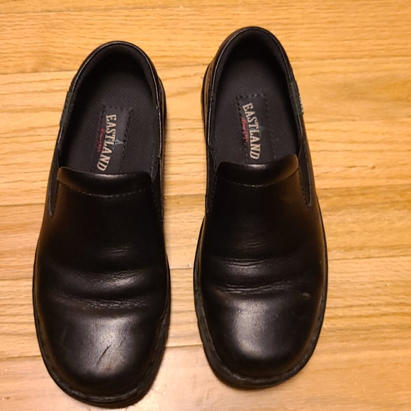 eastland newport shoes